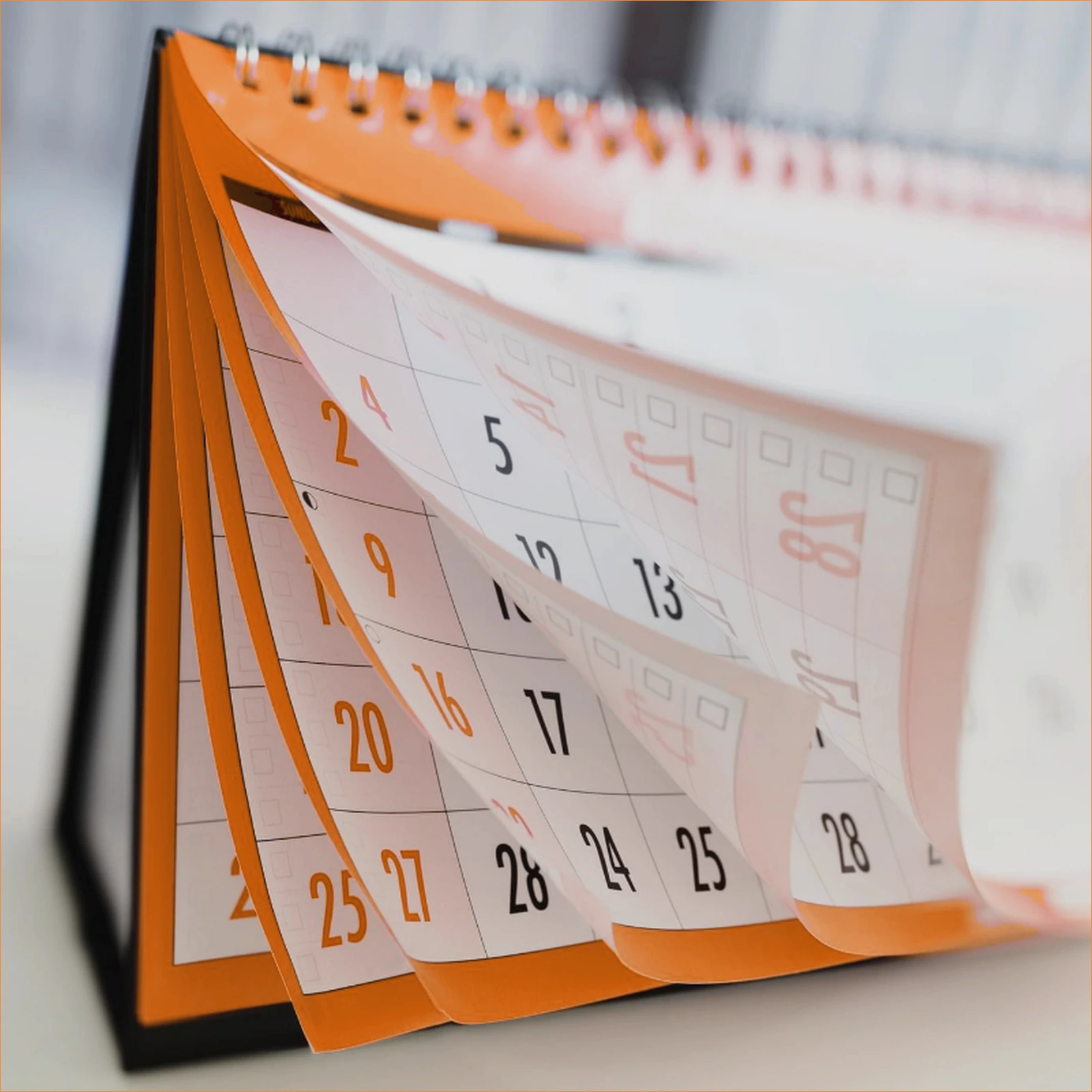 Calendário de mesa personalizado 2026 com wire-o